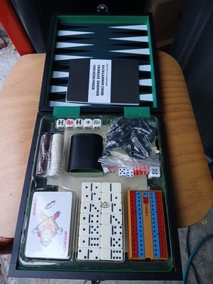NEW 6-in-1 Chess/Checkers/Backgammon/Dominoes/Poker/Cribbage Board Game Combo