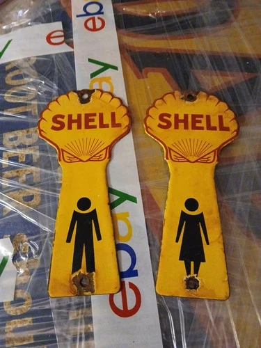 SHELL MOTOR OIL PORCELAIN SERVICE STATION RESTROOM KEY FOBS VINTAGE NICE KEYS