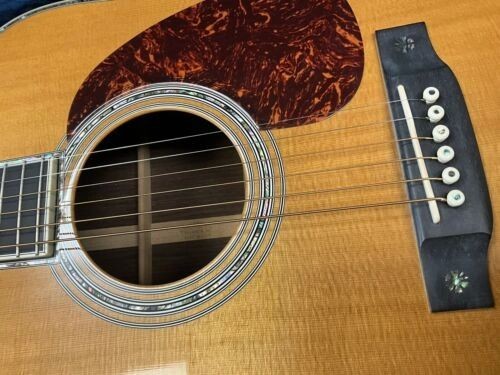 Martin D42 acoustic dreadnought guitar made in USA mint condition with hard case - Picture 8 of 10