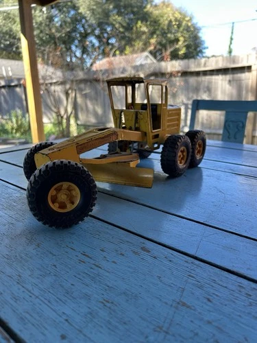 Tonka Nylint Vintage Road Grader