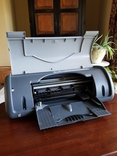 HP Deskjet D1530 Standard Inkjet Printer w/Power Adapter, USB cord, Not Working - Picture 2 of 5