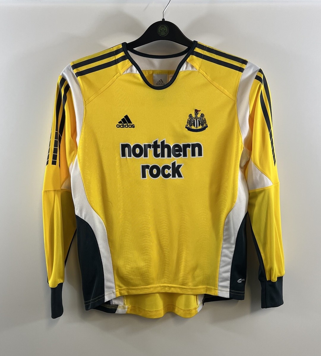 Newcastle United GK Football Shirt 2005/06 Children's Large Boys