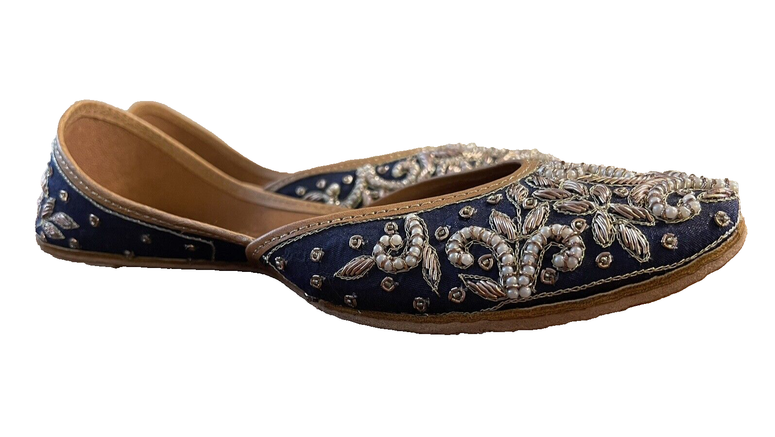 PANTOFOLA D’ORO Juttis~Pantofole fatte a mano~Scarpe~Pelle e Seta Ricamata~US 8 5 Euro 39~Nuove