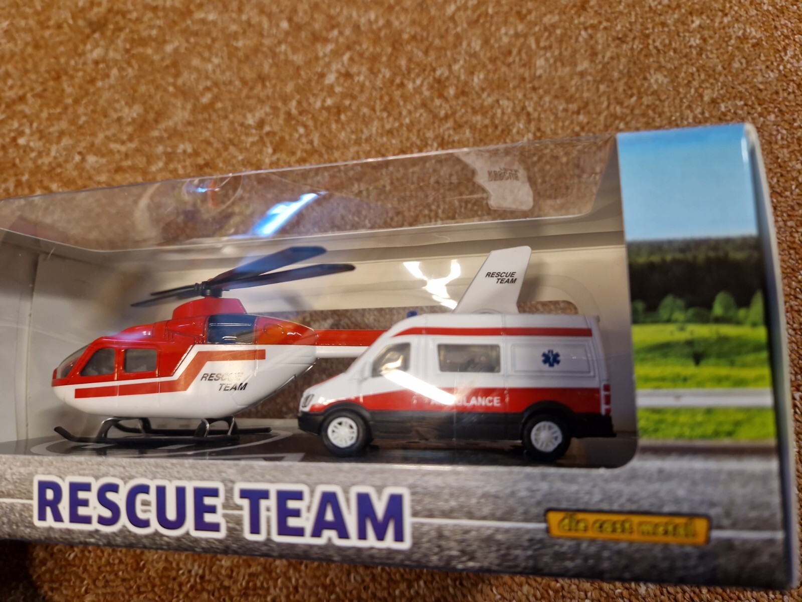 Die Cast Metal Emergency Services toy helicopter air AMBULANCE set