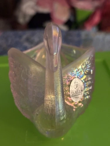Fenton Pink Iridescent Swan Trinket Dish