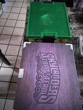 Skylanders Trap Team Collectors Case Box Chest With 7 Crystals