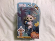 WowWee Fingerlings - Two Tone Baby Monkey BRAND NEW SEALED Candi pink blue