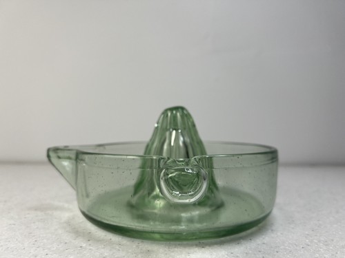 TUFGLAS REAMER Light Green Depression Glass Glows Under Blacklight - Picture 12 of 15