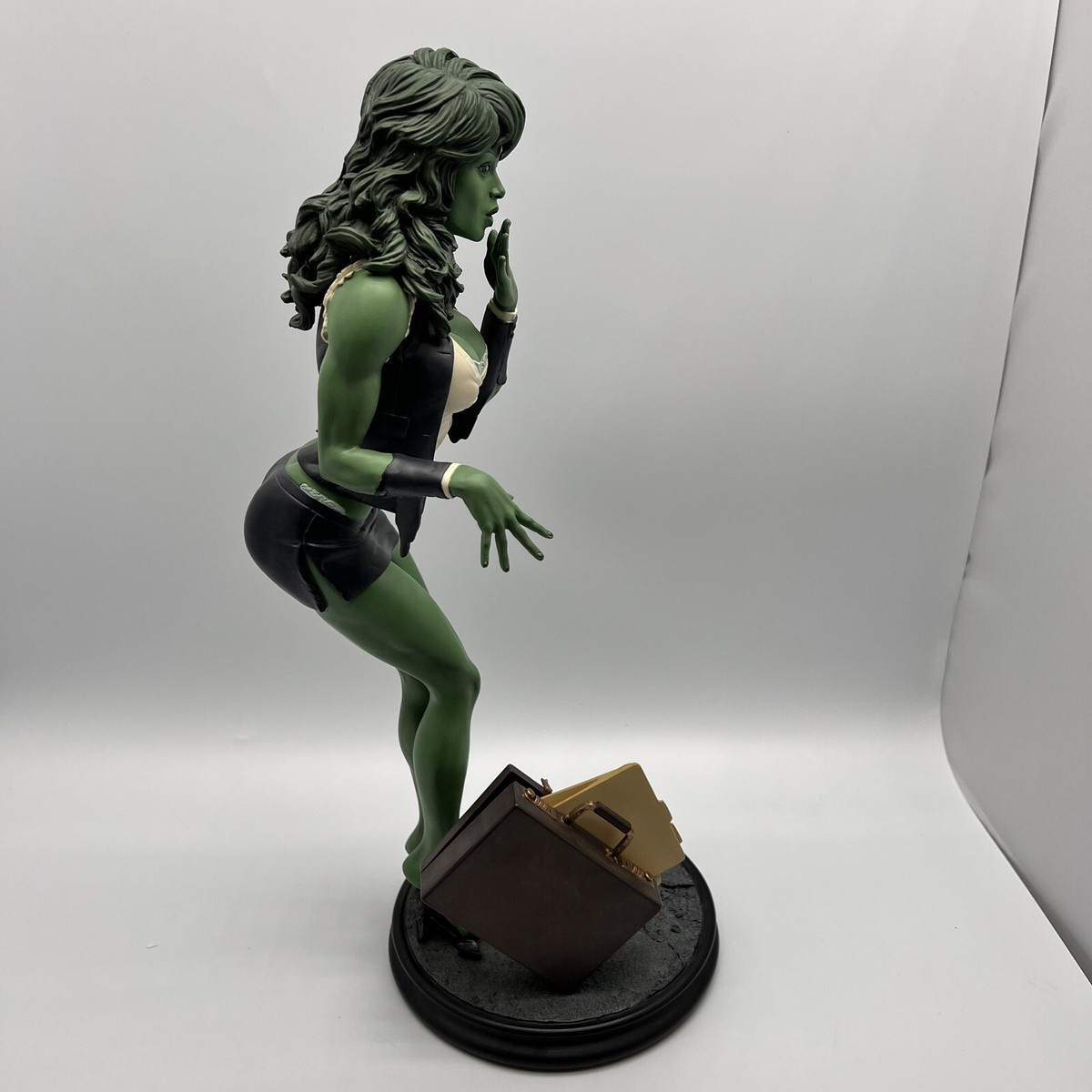 Sideshow Collectibles Marvel She Hulk Comiquette Statue Adam