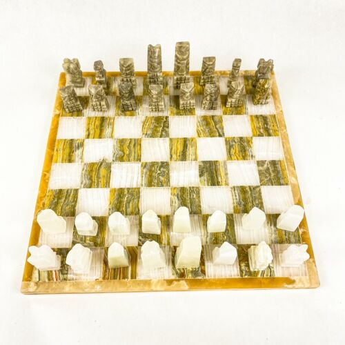 Chess Board with Hand Carved Aztec Marble Onyx Quartz Pieces - Complete Set - Picture 3 of 10
