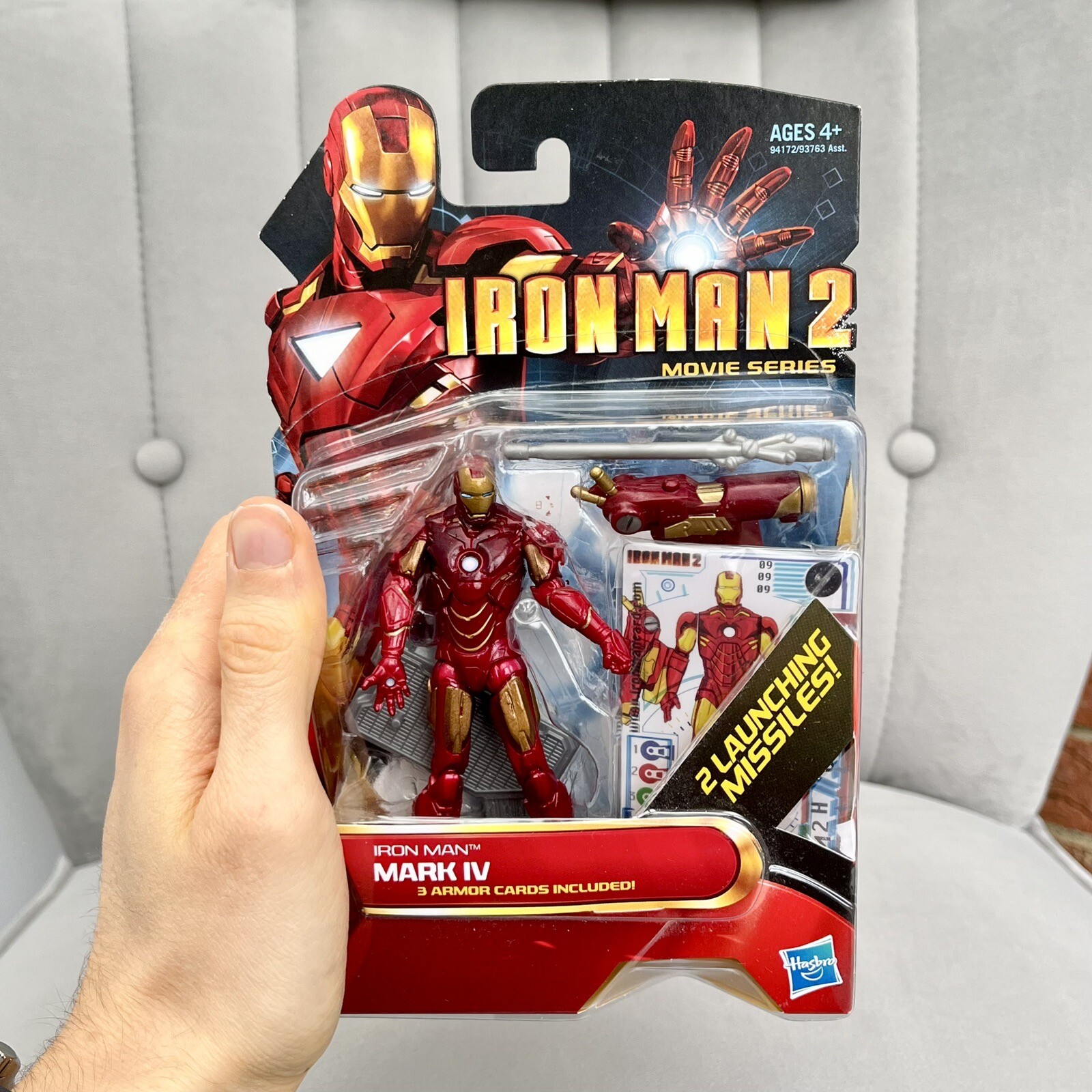 Hasbro Marvel Legends Iron Man 2 Mark IV 3.75" Action Figure Statue