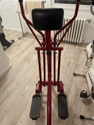Strong Walking Trainer