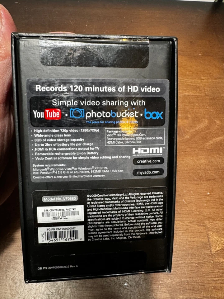 Creative Labs VF0580 Vado HD 720p 8GB Black Pocket Video Camera -New In Open Box - Image 3 of 4