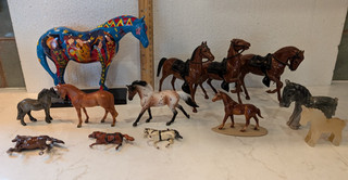 Horse Figurines Lot 2: 13 horse figurines including some Breyer Reeves