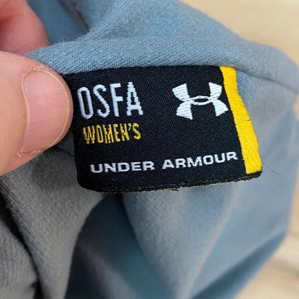 Under Armour 女式 Beanie OSFA 海军蓝羊毛无檐帽寒冷天气 — 第 3/3 张图片