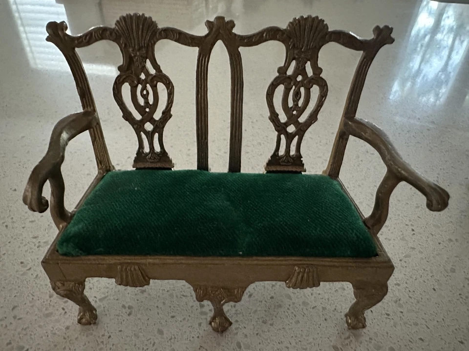 Лот из 5 винтажных оловянных миниатюрных мебельных кукольных домиков 1976 Perth с золотом 1:12 - Изображение 3 из 4