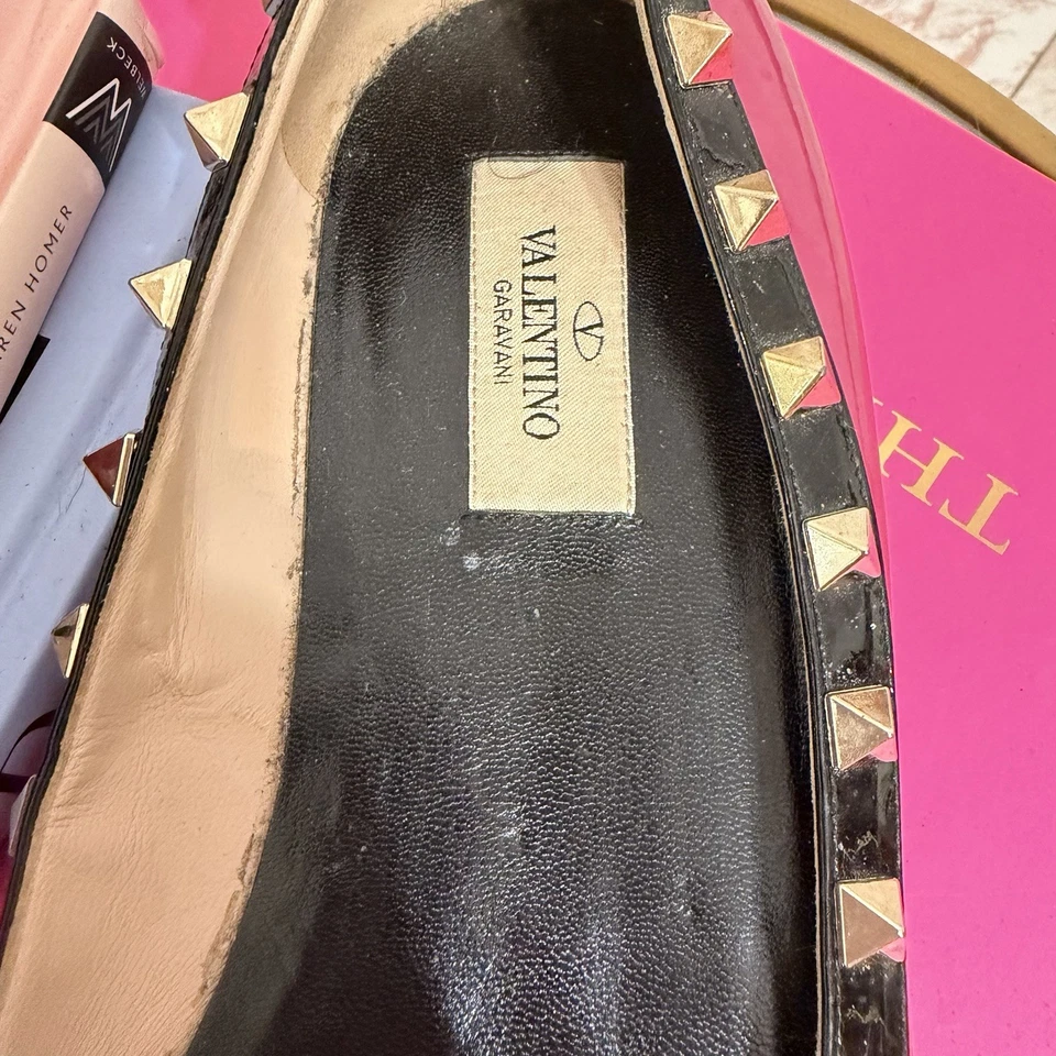 Valentino Garavani Hot Pink Patent Leather Rock Stud Pointed Flat - Image 4 of 4