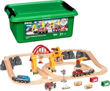 BRIO World Cargo Railway Deluxe - Wooden Track Train Set - Battery-Powered Engin