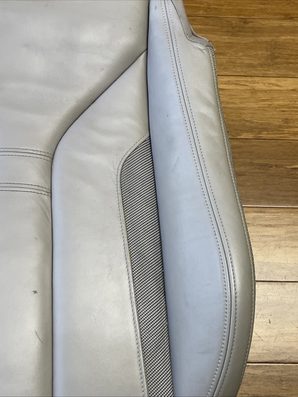 2014-2017 BMW i8 I12 Front Right Lower Seat Cushion Leather Gray OEM *NOTE*