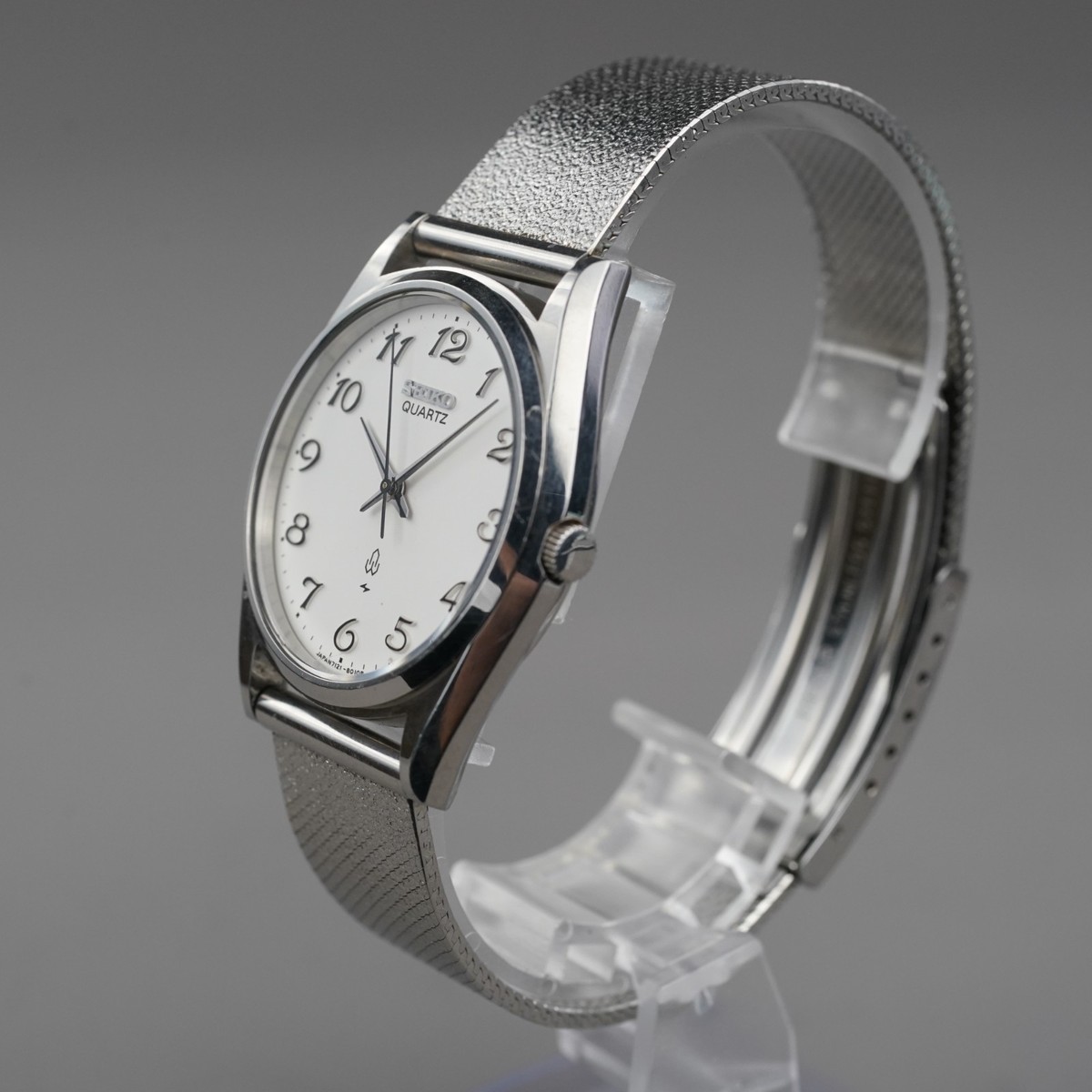 SEIKO 1979 Vintage 7121-8000 Quartz Men's 34mm Watch Silver New