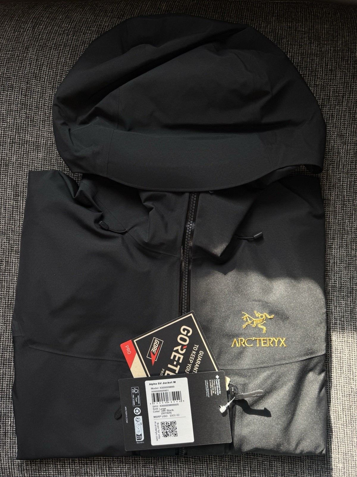 Arcteryx Alpha SV Goretex Pro Jacket 24k Gold Black Mens Large Brand New