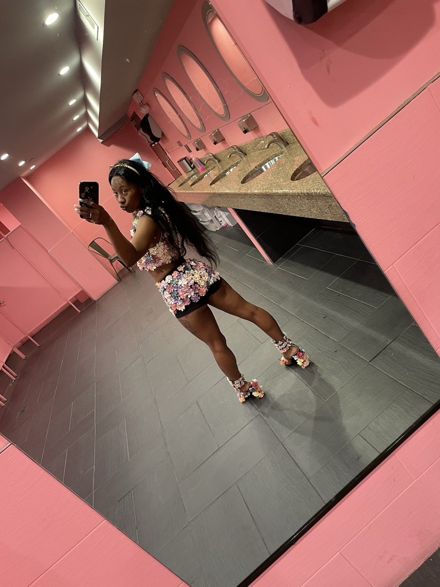 Flower Outfit View 4
