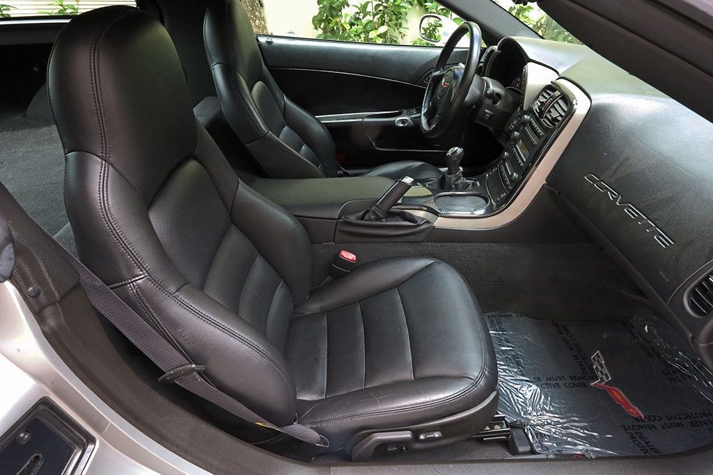 2005 Silver Chevrolet Corvette   | C6 Corvette Photo 8