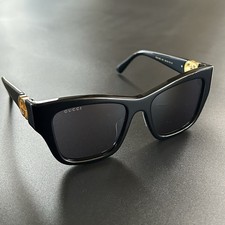 Gucci GG2124O Black Square Sunglasses Gold GG Logo w/ Case Excellent Condition