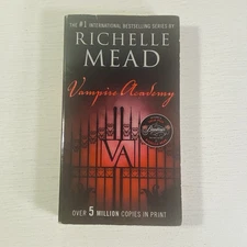 Vampire Academy by Richelle Mead 2011, Trade Paperback