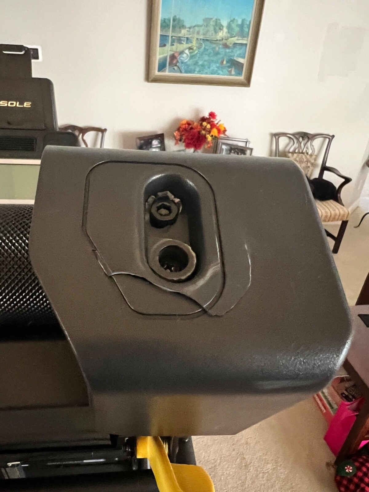 Sole F80 Treadmill (85 Hr Use, Walking) Heart Monitor, Incline