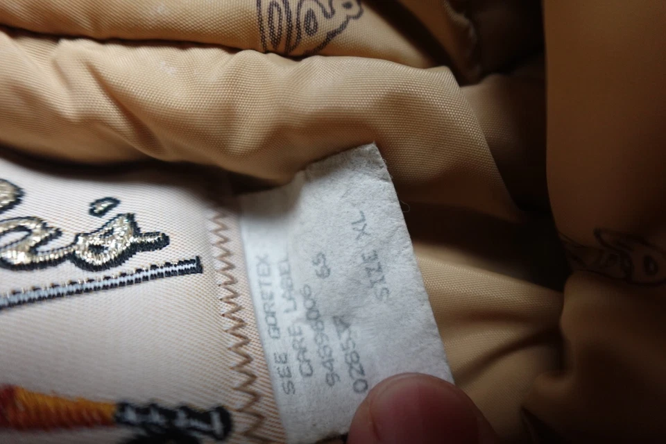 Vintage Cabalas Camo Jacket Brown Goretex Hooded Frogskin Made in USA Thinsulate - Image 4 of 4