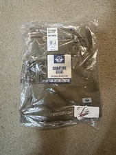 Dockers Signature Khaki Straight Fit NWT 32x34 New British Khaki