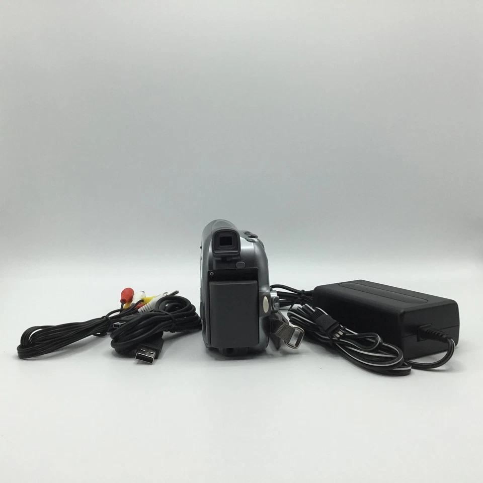 Canon ZR700 MiniDV Camcorder 25x Optical Zoom - Video Transfer (1174B001) - Image 3 of 3