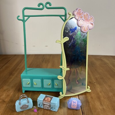 2004 Winx Club Closet, Mirror & Accessories 