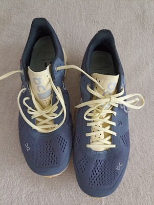 ON Running Cloud 5, Laufschuhe/Sneaker Gr:37,5 in Schwarz