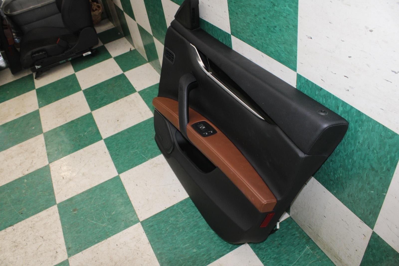 Maserati Ghibli 2014-2017 Front Right Door panel Brown