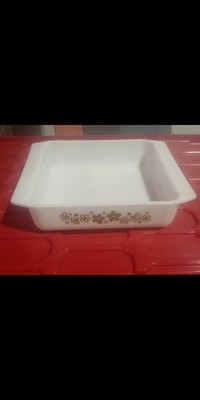 Vintage Pyrex 8'' x 8'' x 2 922 Cake Brownie Pan Dish Square Blossom Floral