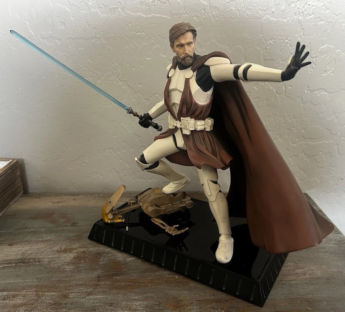 Star Wars OBI-WAN KENOBI in Clone Trooper Armor Statue by Gentle