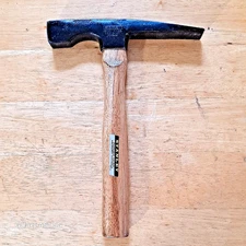 Vintage Stanley No.431-1/2A 24 Oz Brick Mason Hammer Hickory Handle NEW NOS