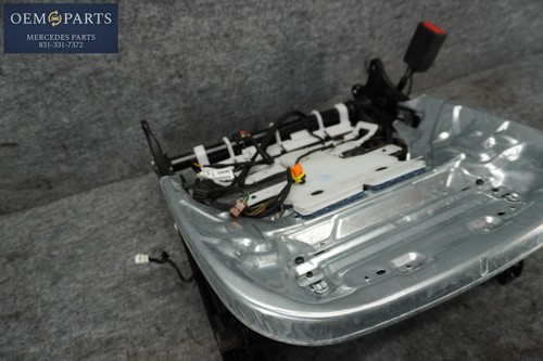 ASIENTO DELANTERO DERECHO MARCO DE PISTA INFERIOR CON MOTORES MERCEDES W242 W246 B250 CLA250 OEM - Imagen 6 de 9