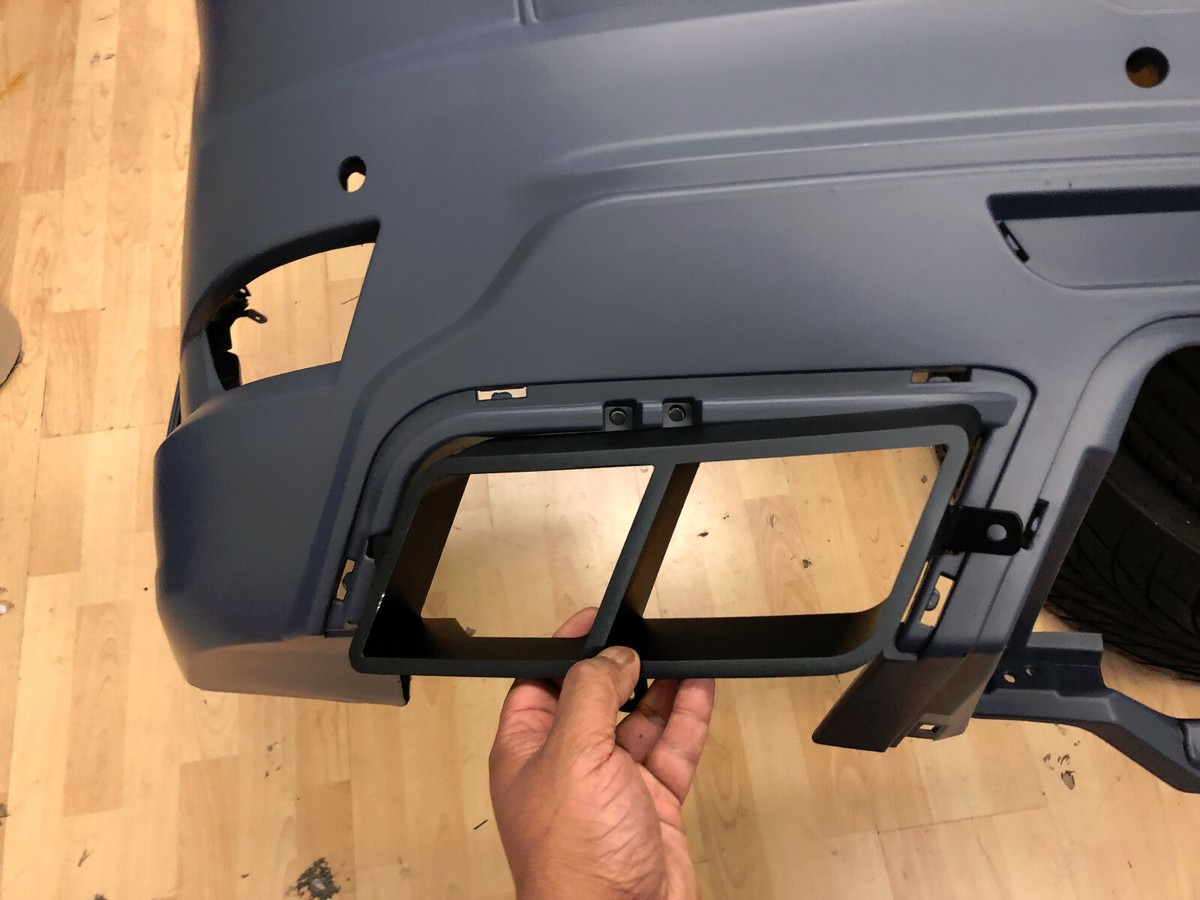 Range Rover Sport 2013-2021 L494 Rear Bumper with Tailpipe