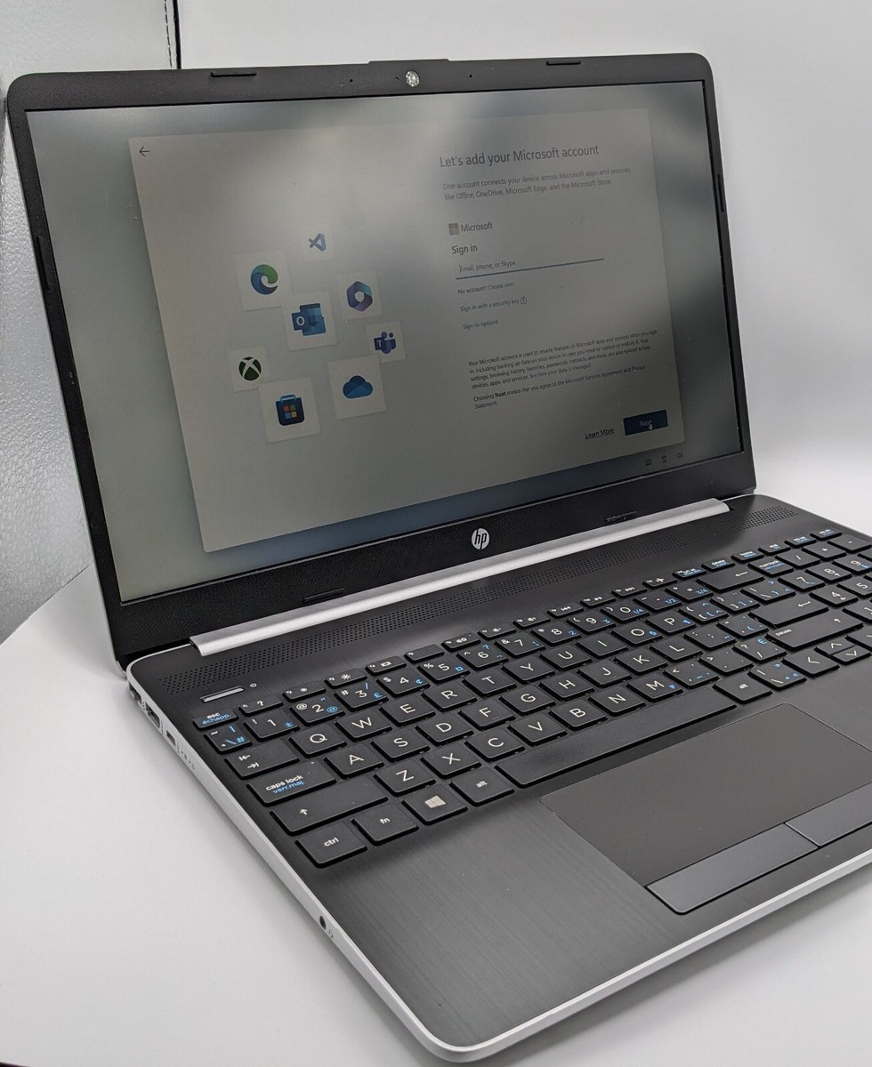 HP 15-dw0088ca 15.6 Intel Core i5-8265U, UHD Graphics, 8Gb Ram/256