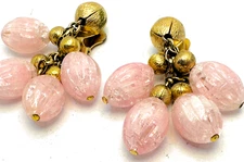 Rare Napier Pink Textured Pearlized Bead Cluster Dangle Earrings Goldtone