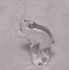 Vilca Atelier Leaded Crystal Elephant Clear Trunk Up Figurine Paperweight Italy 