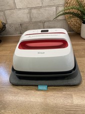 Cricut EasyPress 2 Raspberry and White Heat Press