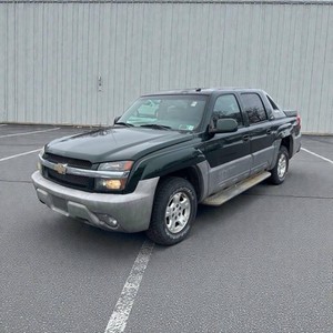 2002 Chevrolet Avalanche 1500 1500 4dr 4WD Crew Cab SB