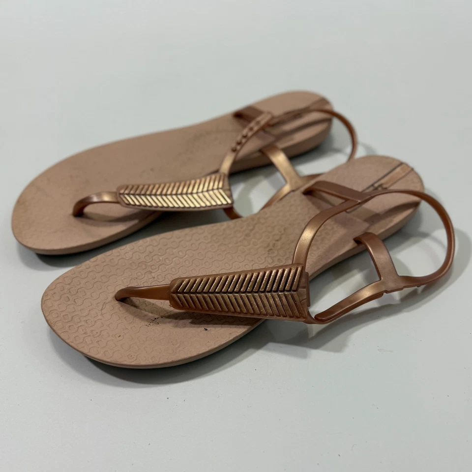 Sujetador Ipanema Oro Rosa Metálico Correa en T Sandalia Tanga Correa en el Tobillo Talla 10 39/40 Foto 3 de 4