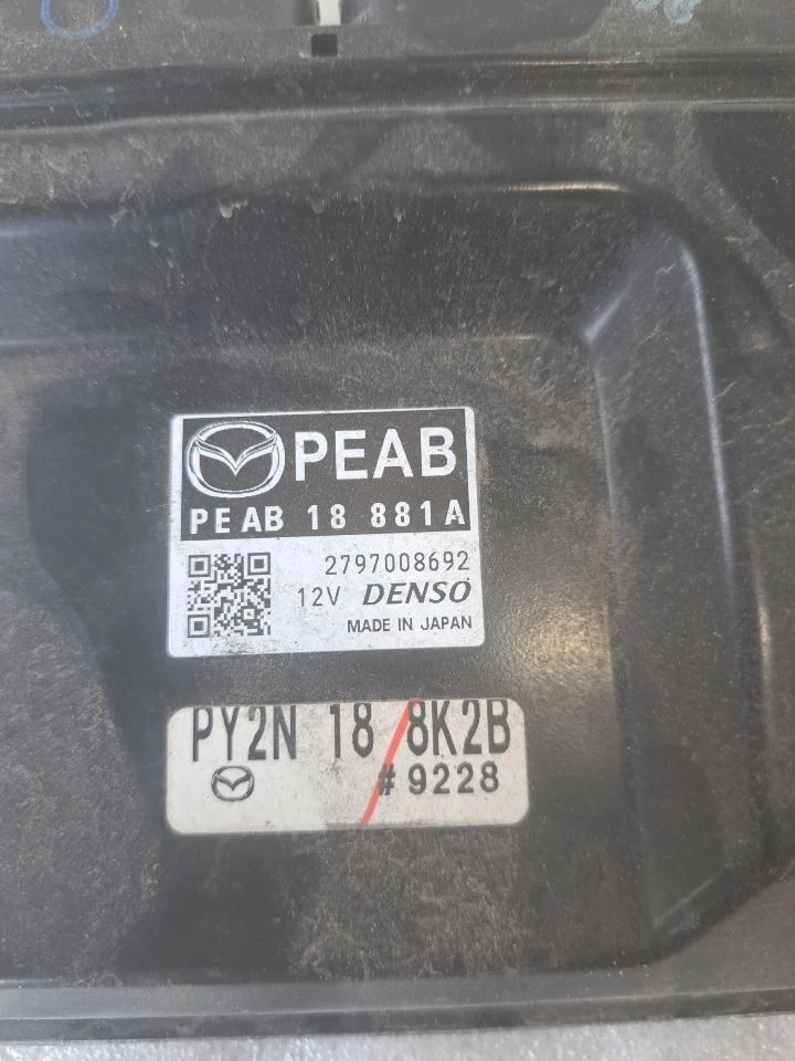 Motor computador/módulo ECU/ECM/PCM 2014 Mazda 3 Sku#4141041 - Imagem 2 de 4