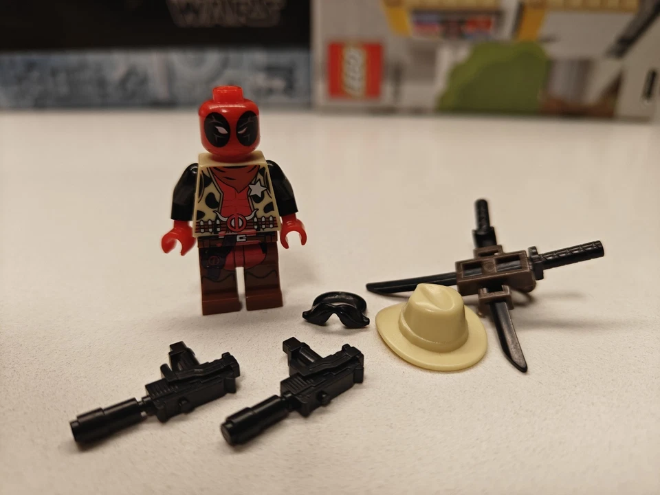 Raro Marvel Sheriff Deadpool Custom Lego Minifigura Comic-Con 2018 SDCC Foto 4 de 4