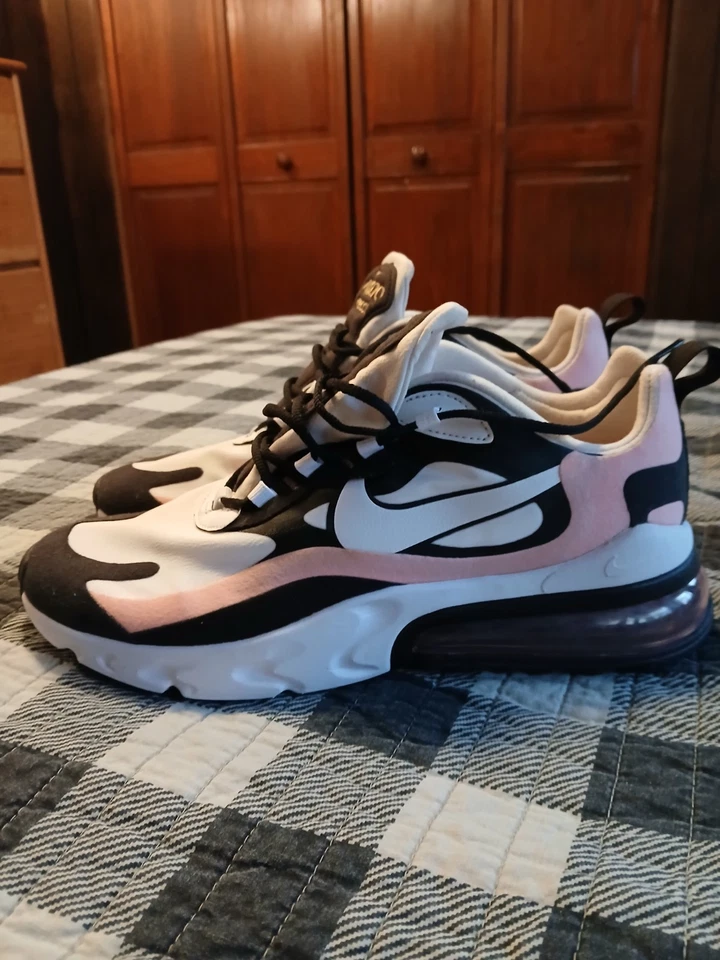 Nike Air Max 270 React para mujer talla 11 Foto 2 de 4
